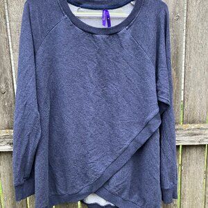 Seraphine crossover maternity nursing sweatshirt, size xl
